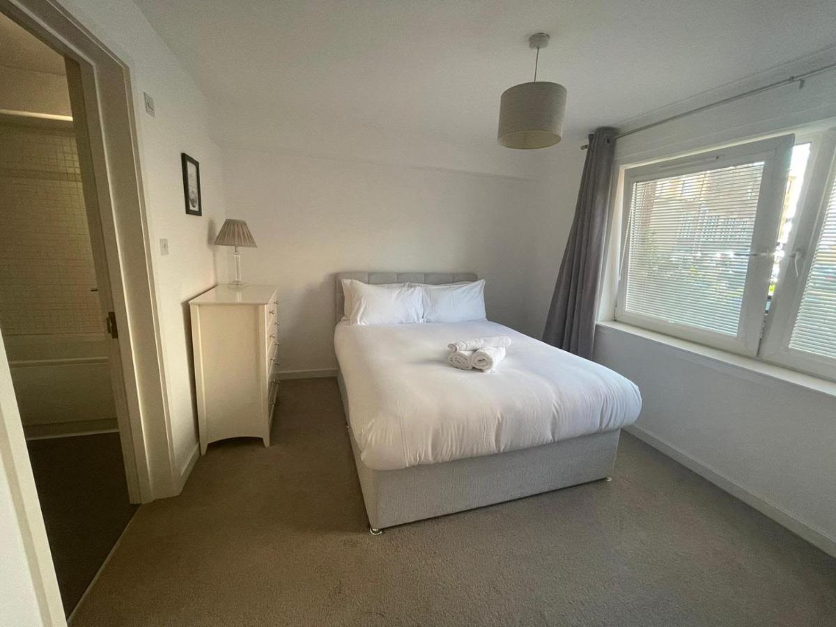 Pass The Keys Lovely 2Bedroom Flat With Balcony Edimburgo Esterno foto