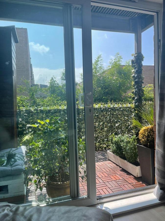 Pass The Keys Lovely 2Bedroom Flat With Balcony Edimburgo Esterno foto